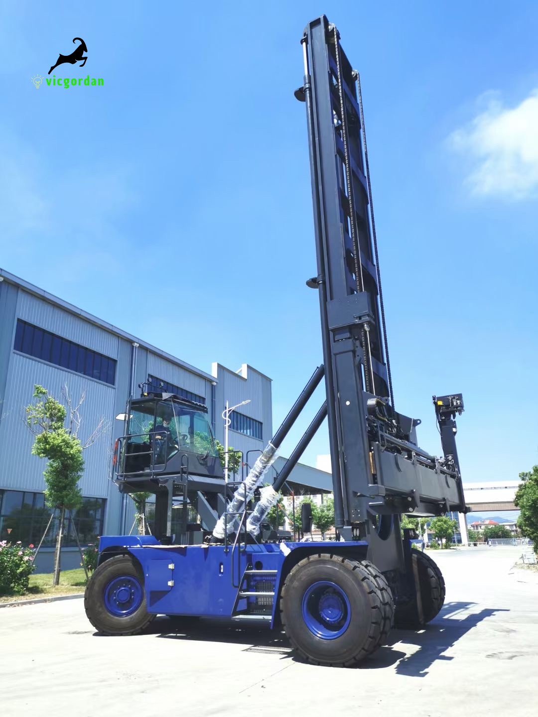 vicgordan empty container handler