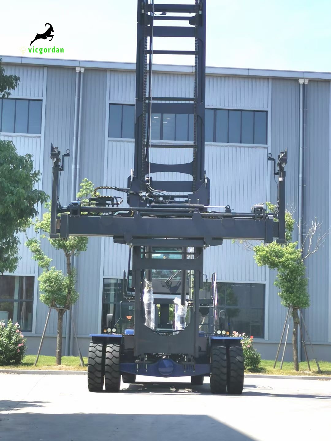 vicgordan empty container handler