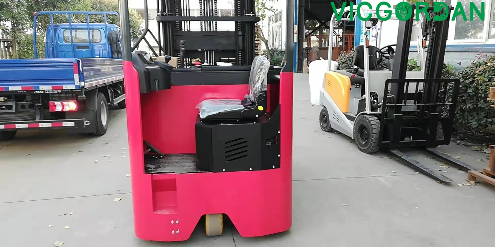 vicgordan reach truck