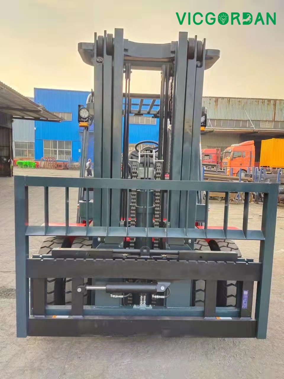 Vicgordan 7 ton diesel forklift is going to Ivory coast