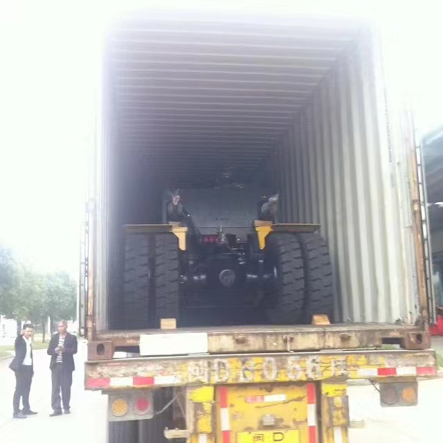 vicgordanforklift 5 ton diesel forklift are going to customer from Africa
