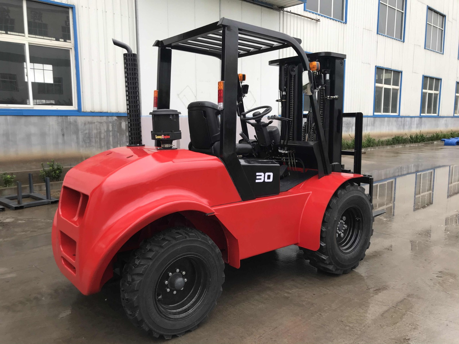 Rough Terrain Forklift