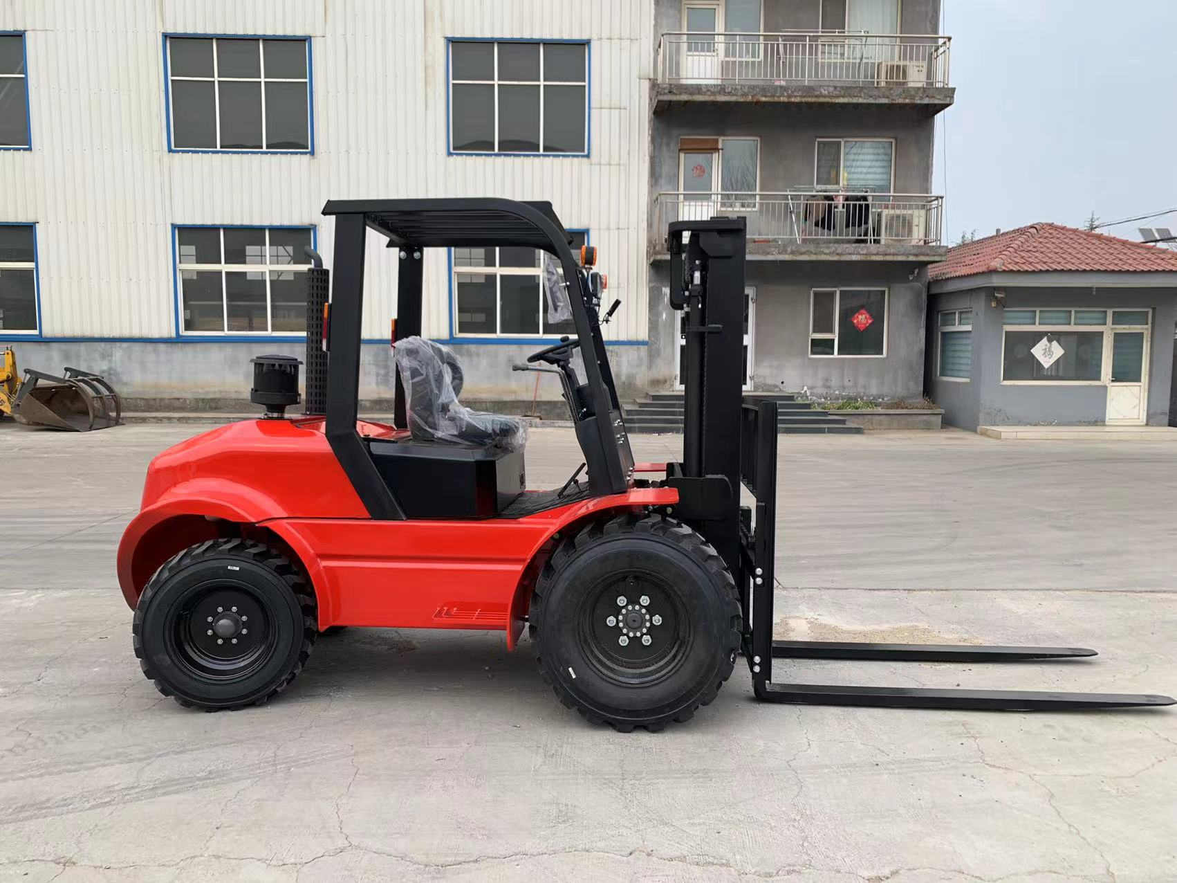 Rough Terrain Forklift