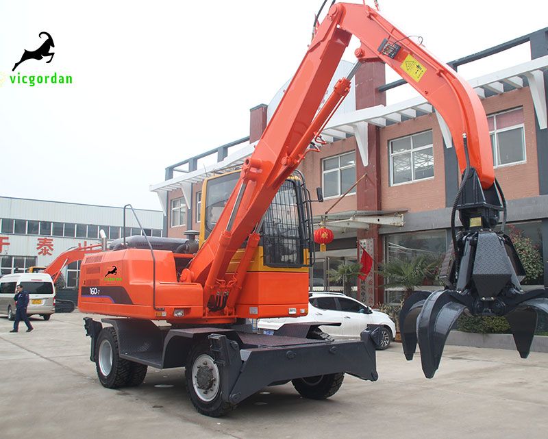 16 Ton Material Handler