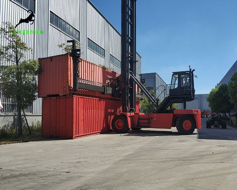 8 Ton Empty Container Handler 5