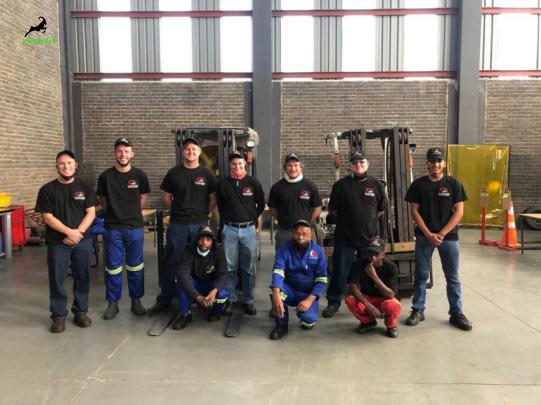 after-sales technical support engineer for port machines and big forklift