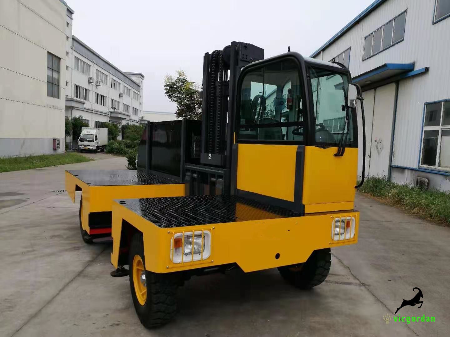 Vicgordan side loader VG-SF60