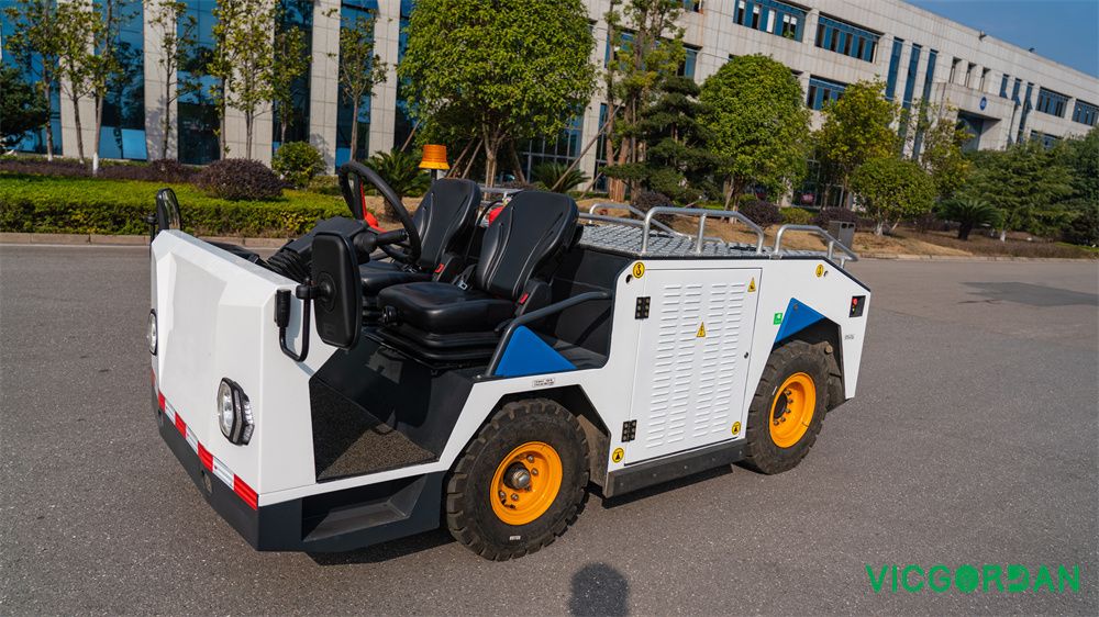 25 kN Diesel Baggage Tractor