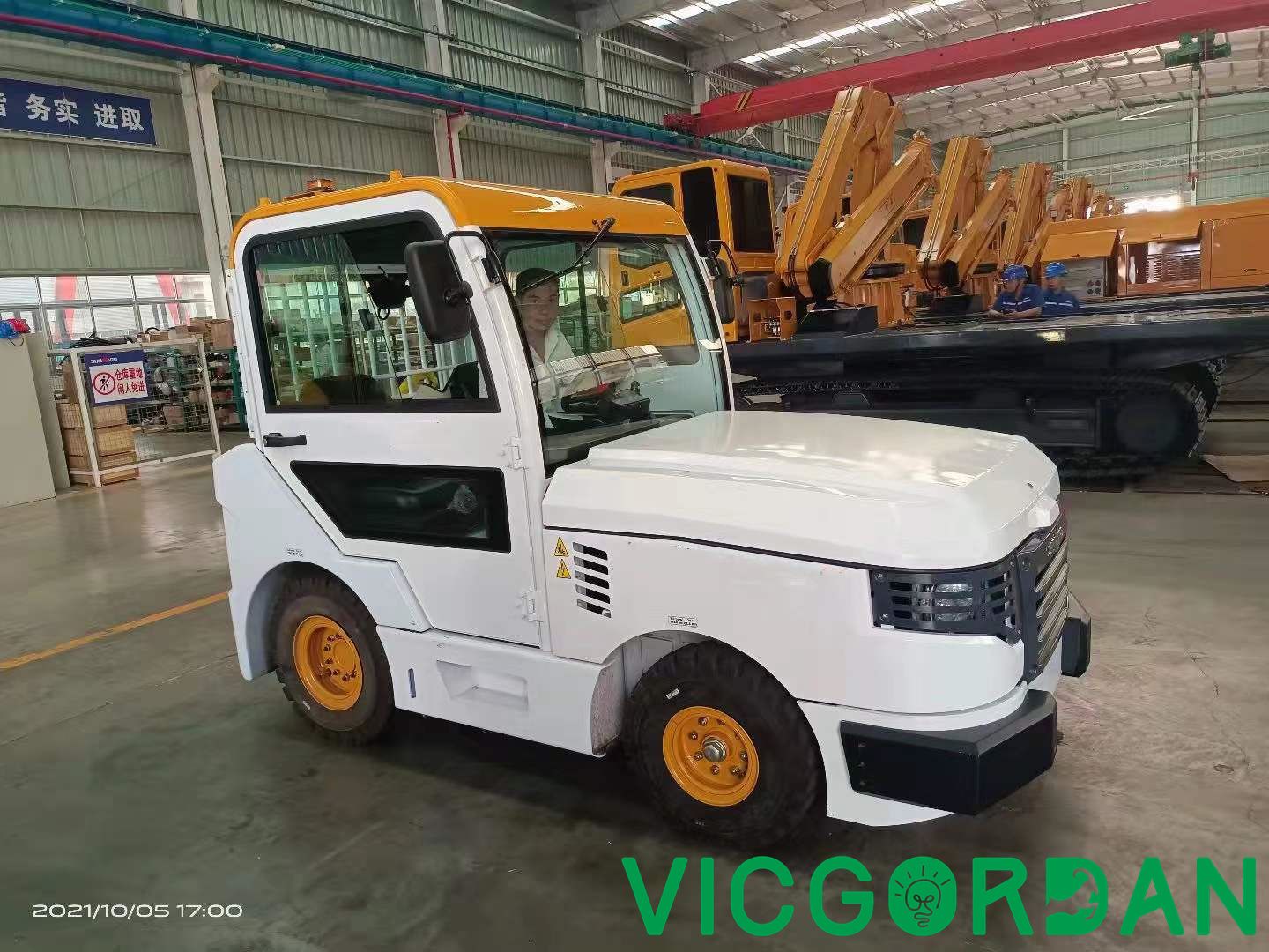 25 kN Diesel Baggage Tractor