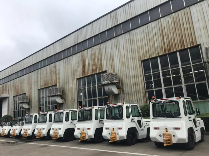 6 units 25kN Diesel baggage tractor is going to South Africa