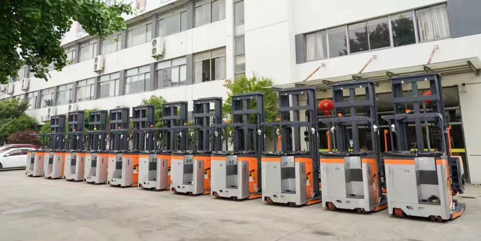 1.6 ton electric Man Up VNA